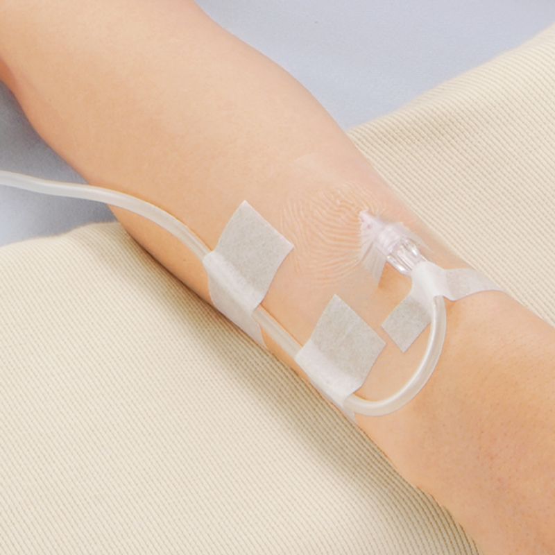 Hình ảnh của Băng dính lụa y tế 2,5cm x 5m Trustmed